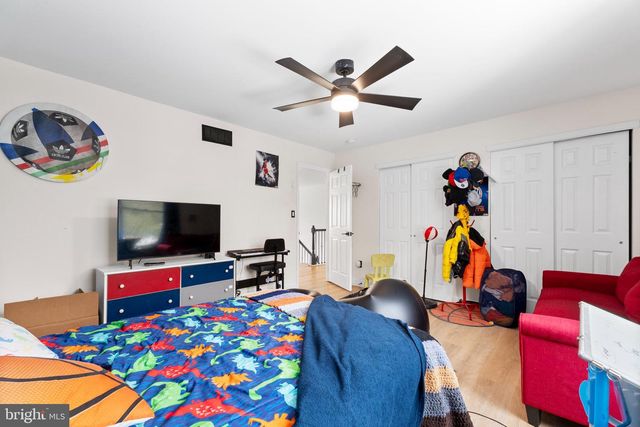 24 EXTON CIR, Cherry Hill, NJ 08003