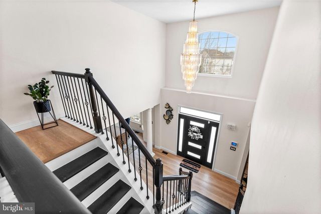 24 EXTON CIR, Cherry Hill, NJ 08003