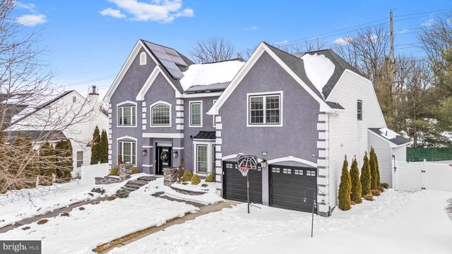 24 EXTON CIR, Cherry Hill, NJ 08003