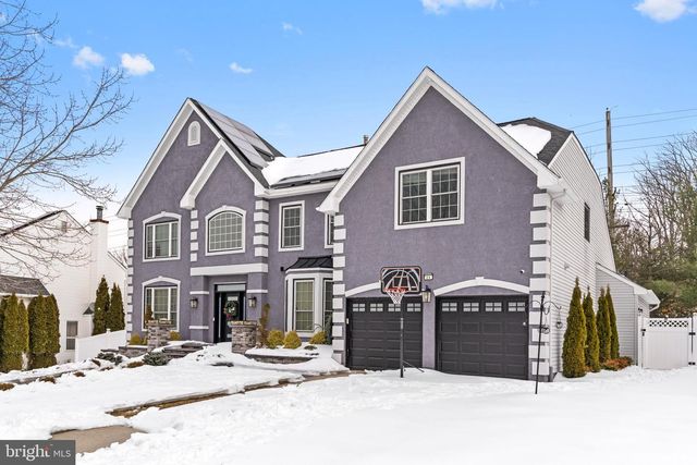 24 EXTON CIR, Cherry Hill, NJ 08003