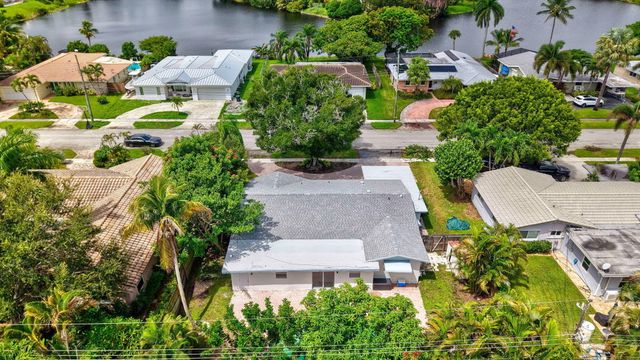 898 SW 10th Avenue, Boca Raton, FL 33486