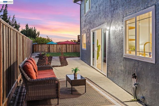 3531 La Mesa Dr, Hayward, CA 94542