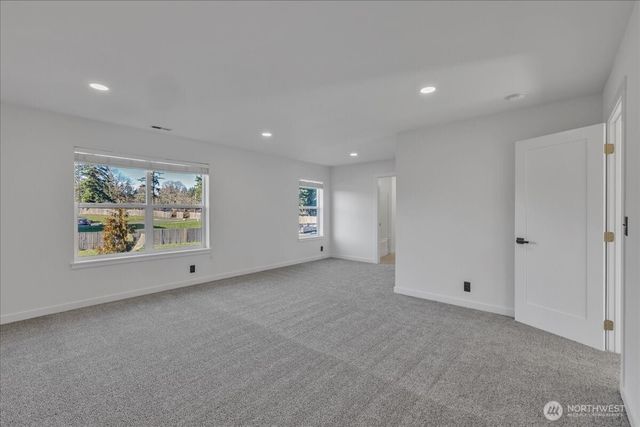 414 Easy Street SE, Rainier, WA 98576