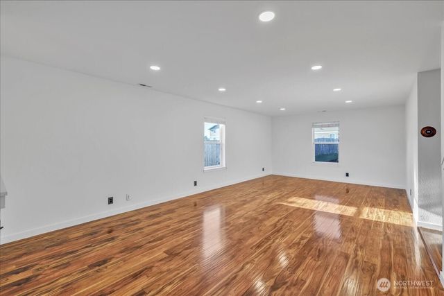 414 Easy Street SE, Rainier, WA 98576