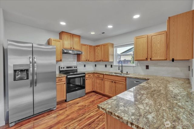 414 Easy Street SE, Rainier, WA 98576