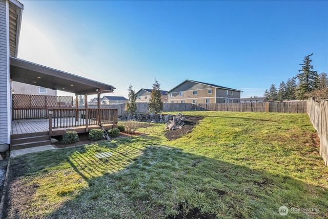 414 Easy Street SE, Rainier, WA 98576