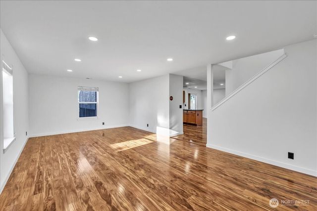 414 Easy Street SE, Rainier, WA 98576