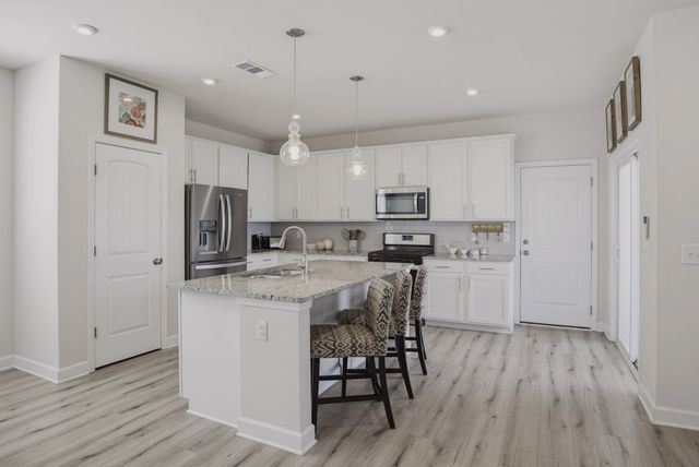1209 Foxton Ln, Antioch, TN 37013
