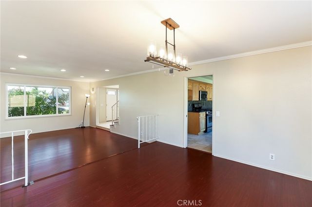 2167 Baseline, La Verne, CA 91750