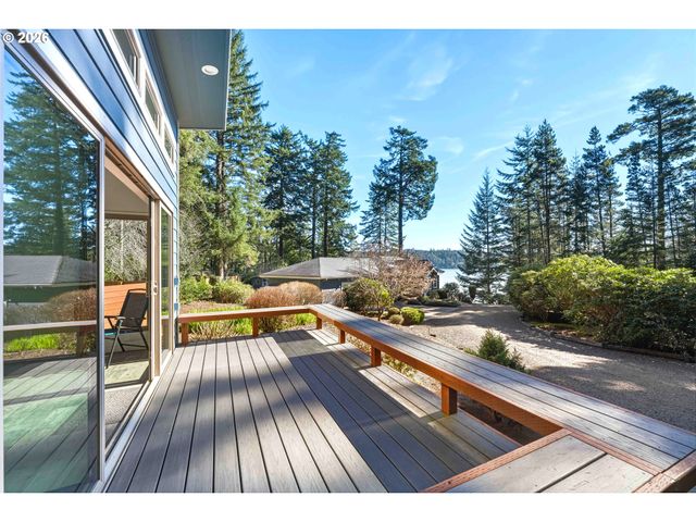 83837 HIGHWAY 101, Florence, OR 97439