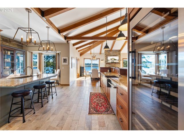 83837 HIGHWAY 101, Florence, OR 97439