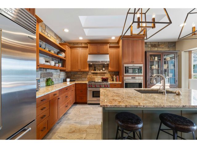 83837 HIGHWAY 101, Florence, OR 97439