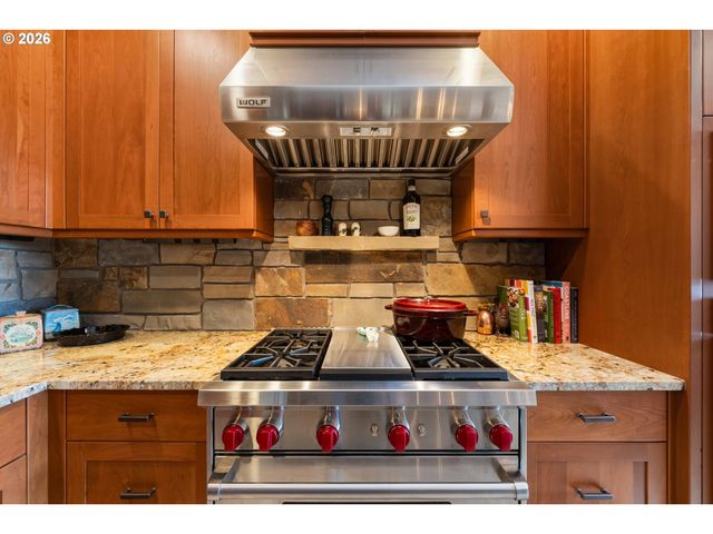 83837 HIGHWAY 101, Florence, OR 97439