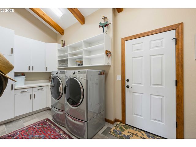 83837 HIGHWAY 101, Florence, OR 97439