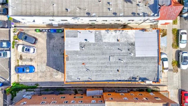 139 S Manhattan, Los Angeles, CA 90004