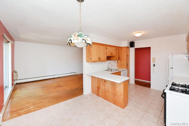 201 Kearsing Parkway G, Monsey, NY 10952