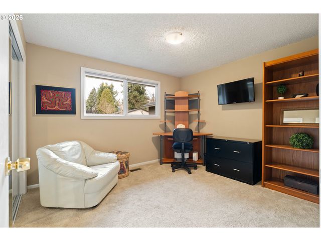 1220 FARRVIEW Ct, West Linn, OR 97068