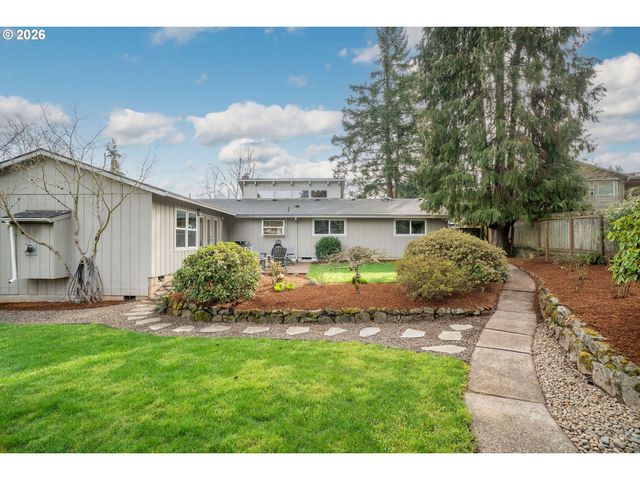 1220 FARRVIEW Ct, West Linn, OR 97068