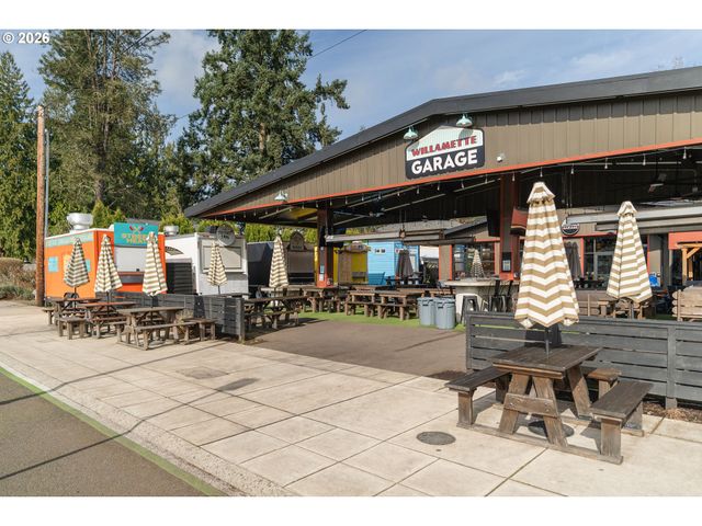 1220 FARRVIEW Ct, West Linn, OR 97068