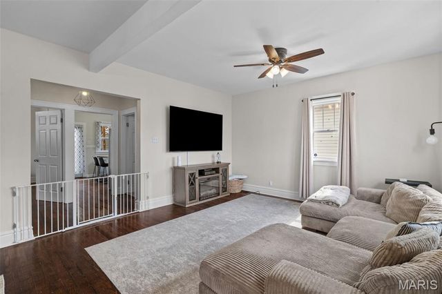 4329 Bingham Avenue, St Louis, MO 63116