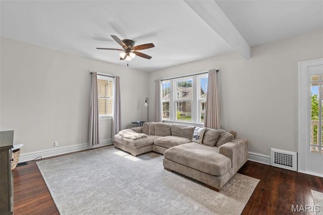 4329 Bingham Avenue, St Louis, MO 63116