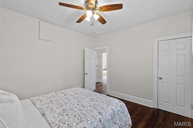 4329 Bingham Avenue, St Louis, MO 63116