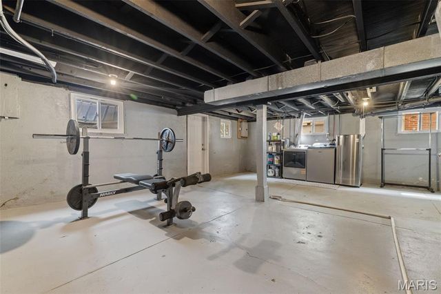 4329 Bingham Avenue, St Louis, MO 63116