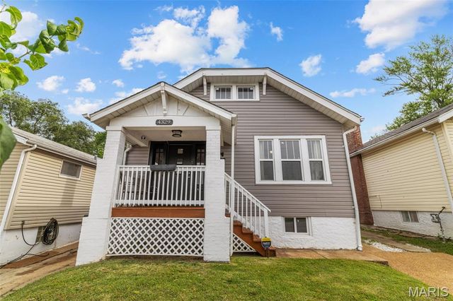 4329 Bingham Avenue, St Louis, MO 63116