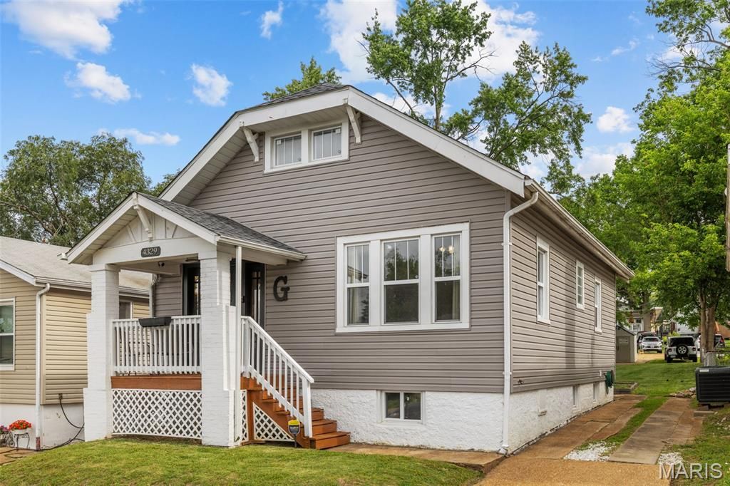 4329 Bingham Avenue, St Louis, MO 63116