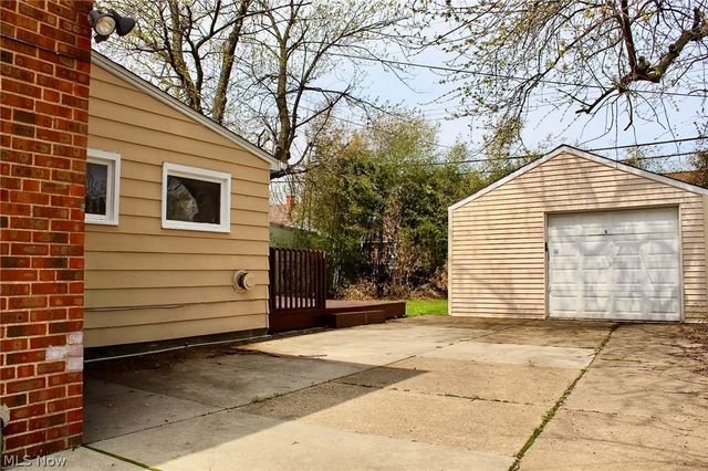 21131 Morris Avenue, Euclid, OH 44123