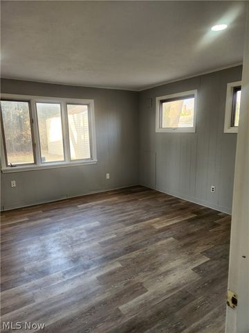 21131 Morris Avenue, Euclid, OH 44123