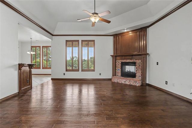 2304 Hanover Lane, Edmond, OK 73034