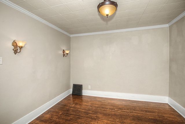 1020 10th Street, Ames, IA 50010