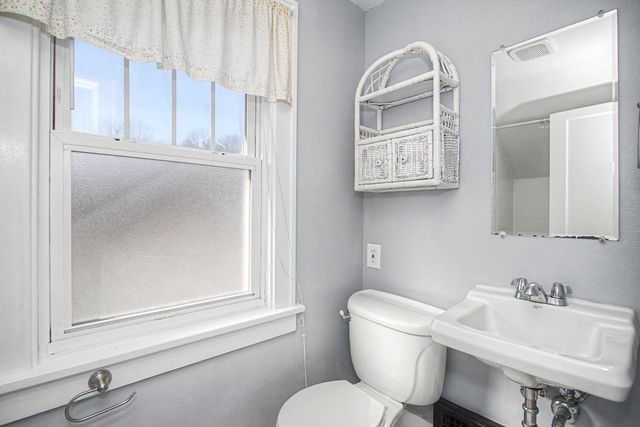 1020 10th Street, Ames, IA 50010