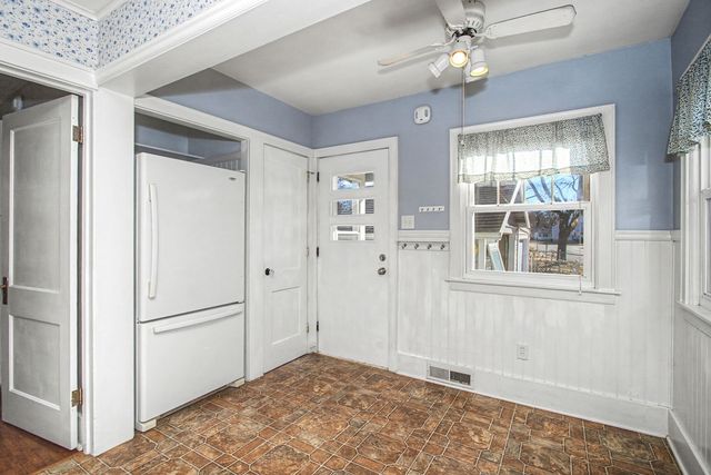 1020 10th Street, Ames, IA 50010