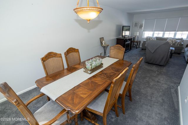 10 Lapa Court, Parlin, NJ 08859