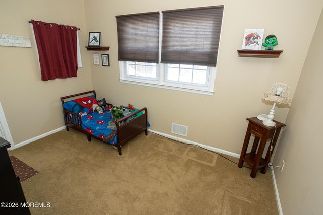 10 Lapa Court, Parlin, NJ 08859