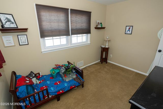 10 Lapa Court, Parlin, NJ 08859