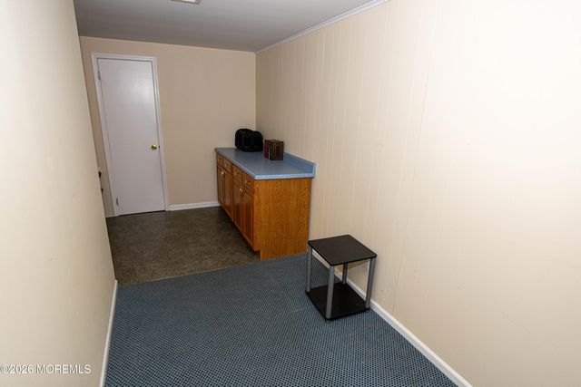 10 Lapa Court, Parlin, NJ 08859