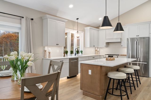 25 Sunset Rd, Westminster, MA 01473