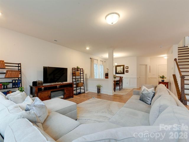 1928 Thoreau Way, York, SC 29745