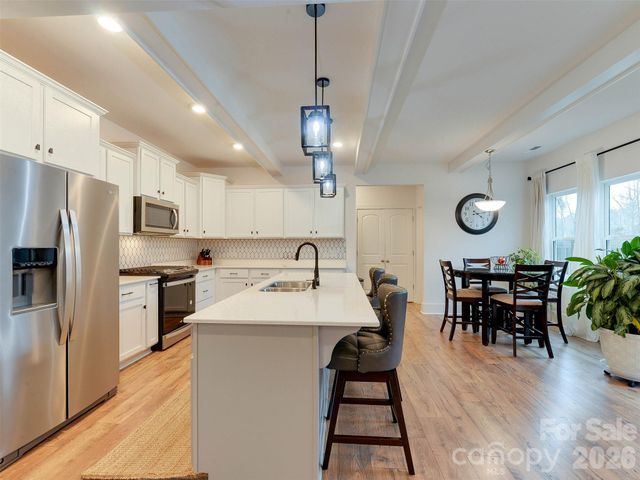 1928 Thoreau Way, York, SC 29745