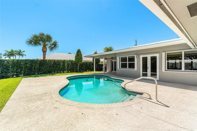 976 SW Mulberry Way, Boca Raton, FL 33486