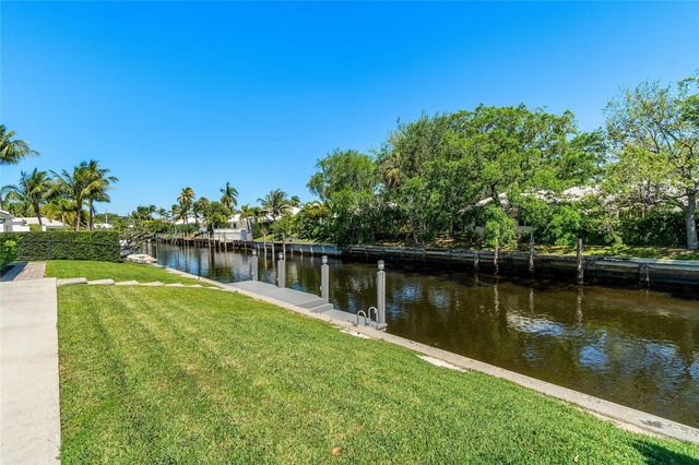 976 SW Mulberry Way, Boca Raton, FL 33486