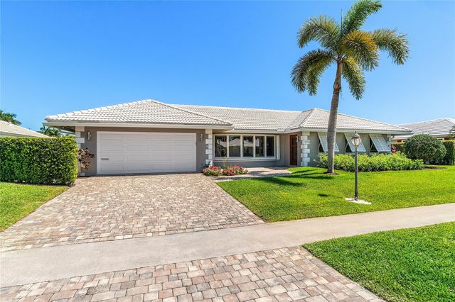976 SW Mulberry Way, Boca Raton, FL 33486