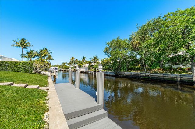 976 SW Mulberry Way, Boca Raton, FL 33486