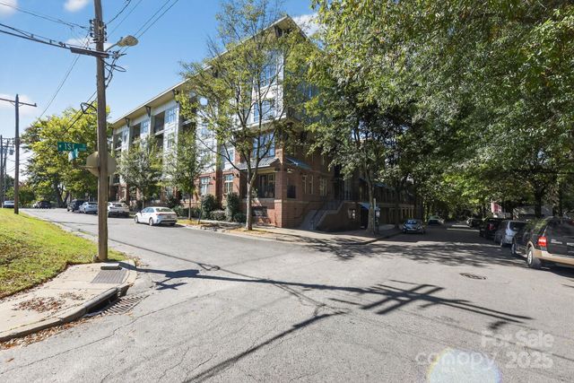 1101 W 1st Street 309, Charlotte, NC 28202