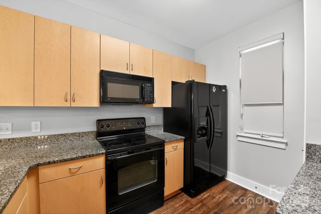 1101 W 1st Street 309, Charlotte, NC 28202