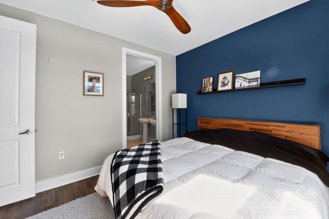 1101 W 1st Street 309, Charlotte, NC 28202