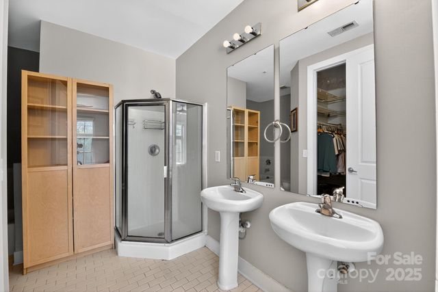 1101 W 1st Street 309, Charlotte, NC 28202